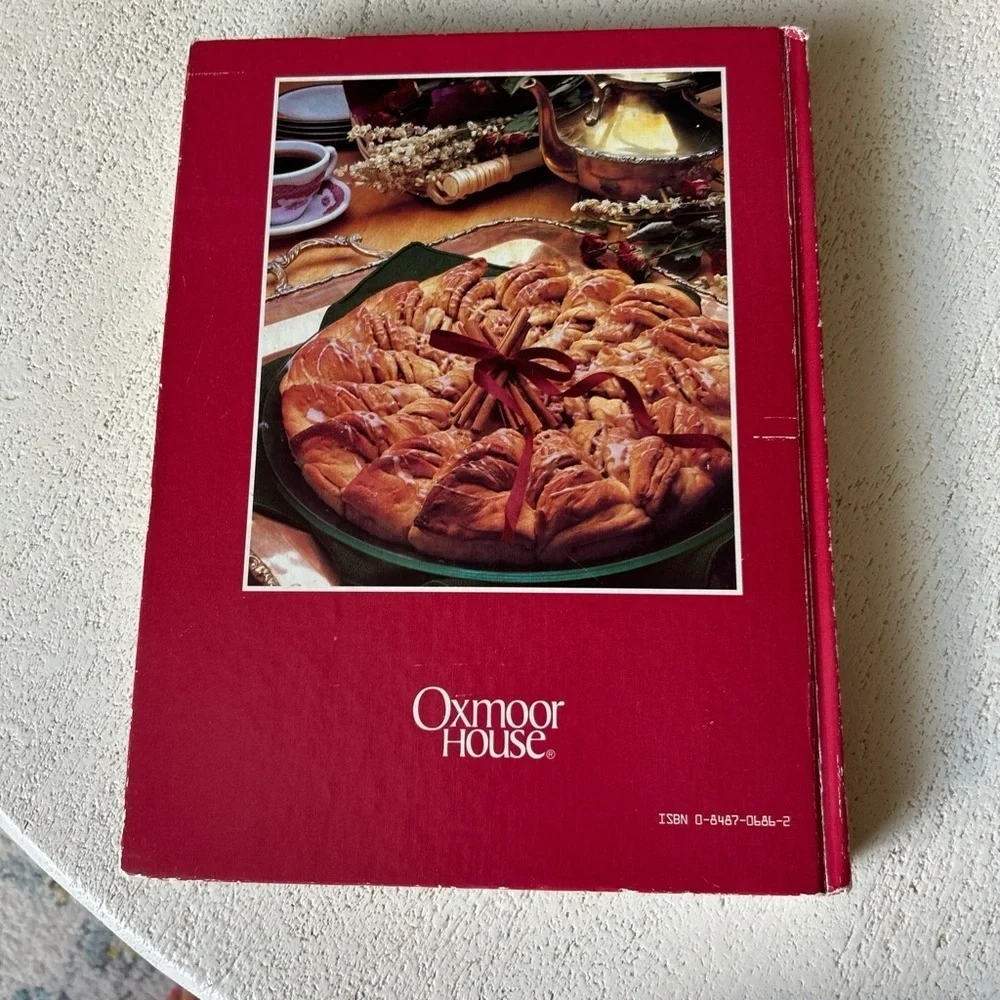 📚 Southern Living Annual Recipes 1986 – A Vintage Kitchen Staple!